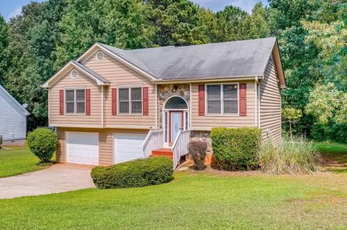 155 Creekstone Ct, Porterdale, GA 30016-4531
