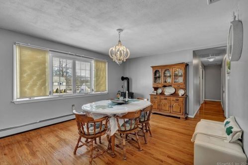 50 Silliman Rd, Wallingford, CT 06492-2036