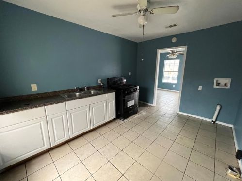 2125 Grayson Ave, Fort Worth TX  76106-6653 exterior
