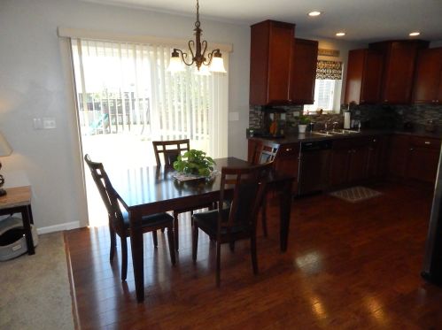 1461 Padre Island Ln, Pingree Grove IL  60140-2022 exterior