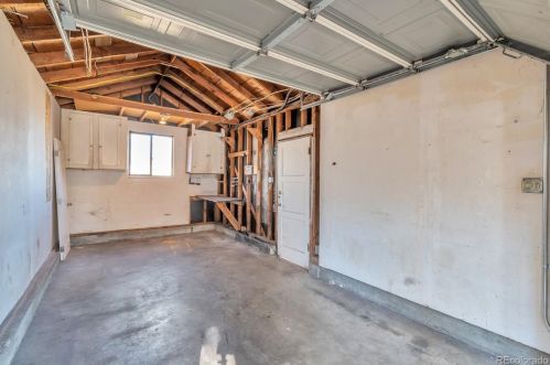 2661 Gaylord St, Denver CO  80205-4619 exterior