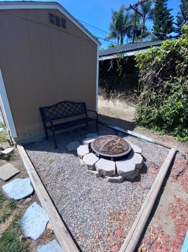 1102 Riviera Dr, Santa Ana CA 92706-1543 exterior