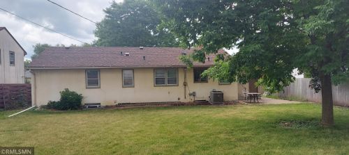 1448 7th Ave, South Saint Paul, MN 55075-3305