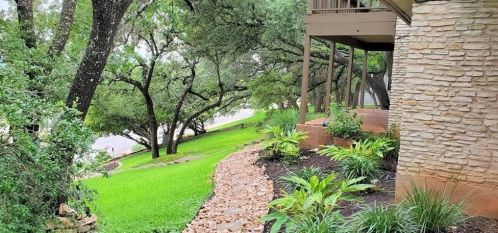 1403 Canoe Brook Dr, Austin TX  78746-6205 exterior
