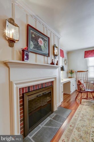 1321 Cheves Pl, Lancaster PA  17603-4943 exterior