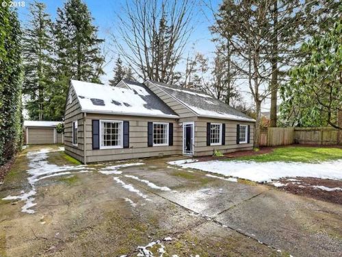 9540 42 St, Portland OR  97219-5206 exterior