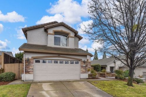 669 Hillswick Cir, Folsom, CA 95630-8471