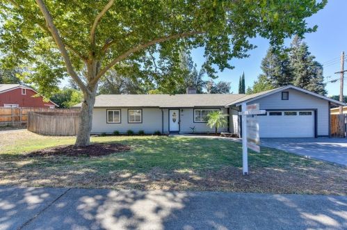 7034 Palm Ave, Fair Oaks, CA 95628-3211
