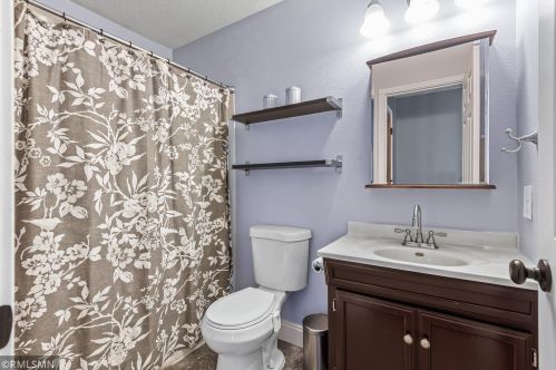 1056 Carmel Ct, Saint Paul MN  55126-5877 exterior