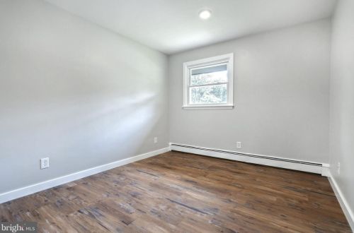173 Strathcona Dr, York PA  17403-3830 exterior
