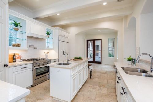 903 Carriage Hl Blvd, Conroe TX  77384-3618 exterior