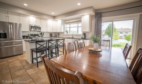 937 Hamilton Dr, Sycamore IL  60178-9522 exterior