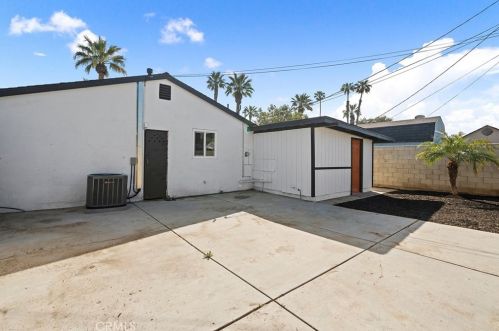 4196 Madrona Rd, Riverside CA  92504-2919 exterior