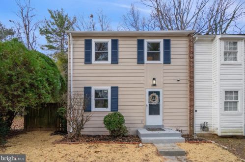 5132 Dahlgreen Pl, Springfield VA  22015-1541 exterior