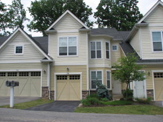 194 Long Dr, Glade Springs, WV 25832-9058