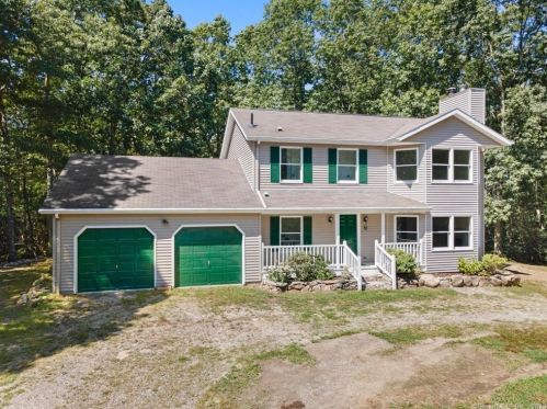 20 Bush Hill Dr, Niantic, CT 06357-1805