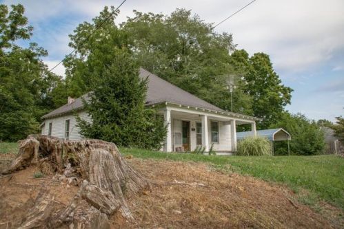 115 Cedar St, Dresden, TN 38225-1209