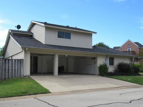 9504 Lea Shore St, Fort Worth TX  76179-3223 exterior