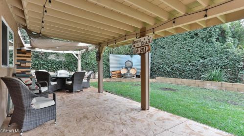 5474 Geoffrey Ave, Simi Valley CA  93063-4123 exterior