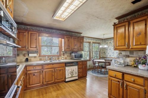 2001 Hampton Trl, Conyers GA  30013-2347 exterior
