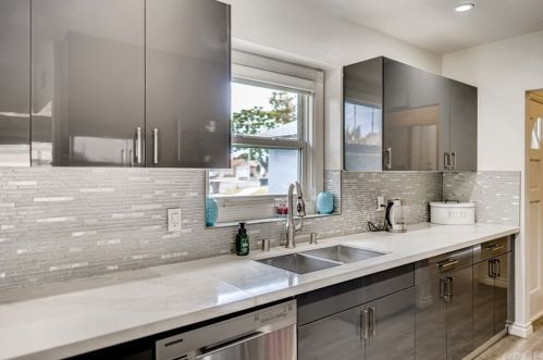 1111 Beacon Ave, Anaheim CA  92802-1811 exterior