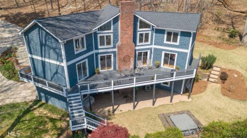 5276 Laurel Ln, Gainesville, GA 30506-3183