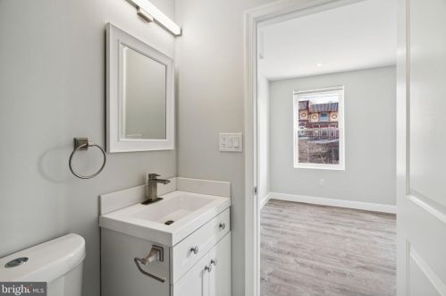 624 42 St, Philadelphia PA 19104-1468 exterior