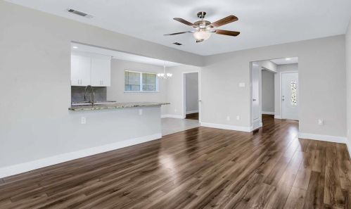 1906 Gross Rd, Dallas TX  75228-4767 exterior