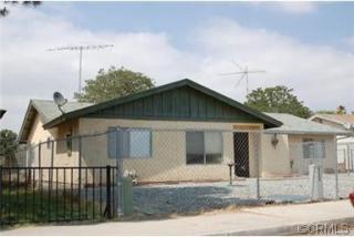 990 Rosalia Ave, Hemet, CA 92543-2750