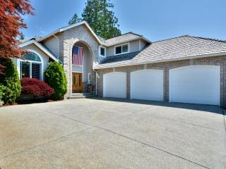 18009 Cambridge Dr, Bryant, WA 98223-5058