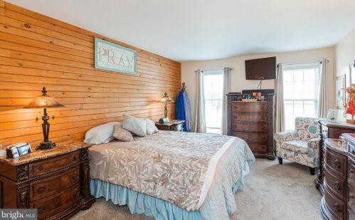 1740 Southport Dr, Lancaster PA  17603-9351 exterior