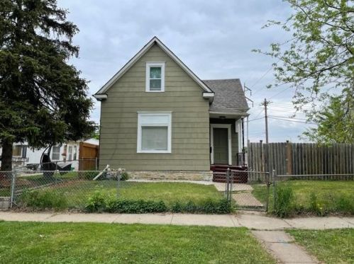 288 Erie St, Saint Paul, MN 55102-2823