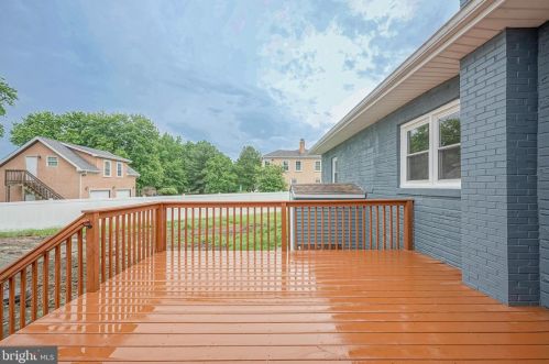 502 Mount Laurel Rd, Mount Laurel NJ  08054-9523 exterior