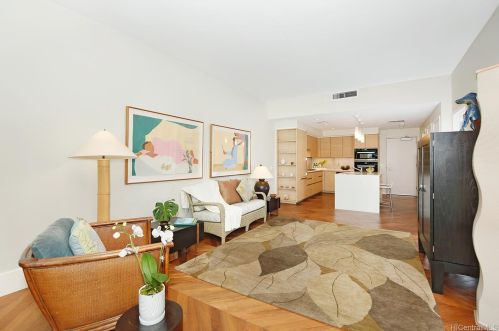 1108 Auahi St, Honolulu HI  96814-4917 exterior