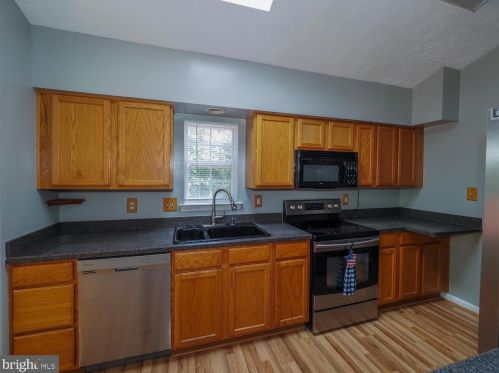 250 Woodland Green Way, Aberdeen MD  21001-2945 exterior