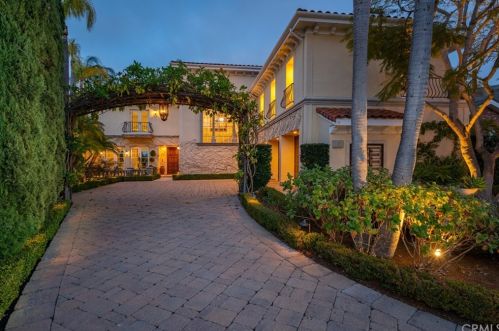 3 Corona, Irvine, CA 92603-5704