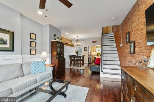 2222 Gaul St, Philadelphia, PA 19125-2912