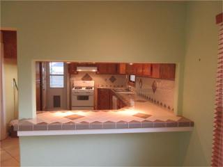 204 Fairbanks St, Houston TX  77009-1808 exterior