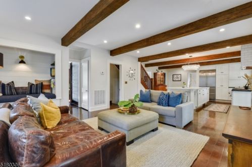 134 Maplewood Ave, Maplewood NJ  07040-1233 exterior