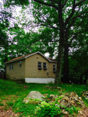21 Lincoln Trl, Hopatcong, NJ 07843-1549