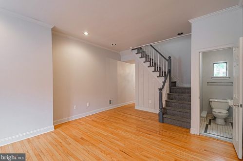 2210 Lombard St, Philadelphia PA  19146-1108 exterior