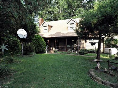 4698 Deaton Rd, Trinity, NC 27370-8500
