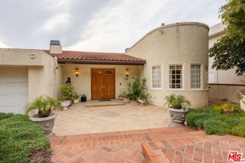 3334 Oakmont Vw Dr, Glendale CA  91208-1158 exterior