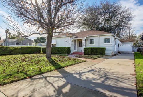 4412 Bandini Ave, Riverside, CA 92506-1106