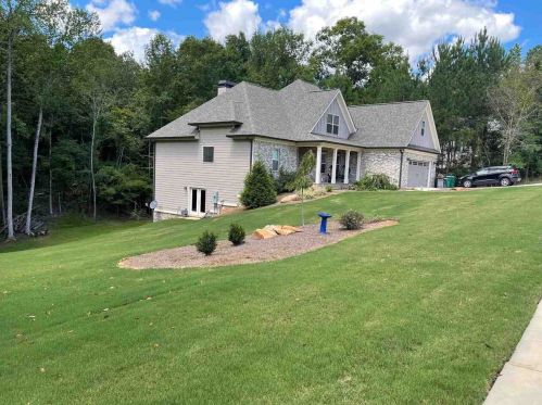 194 Marko Dr, Bogart, GA 30622-5147