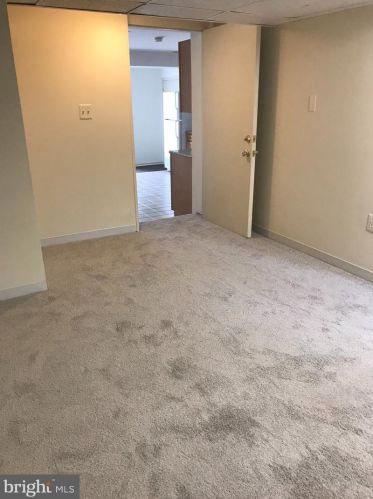 1815 Sherwood Rd, Silver Spring MD 20902-4030 exterior