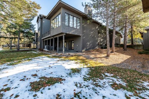 902 Highview Cir, Saint Paul MN  55118-3687 exterior