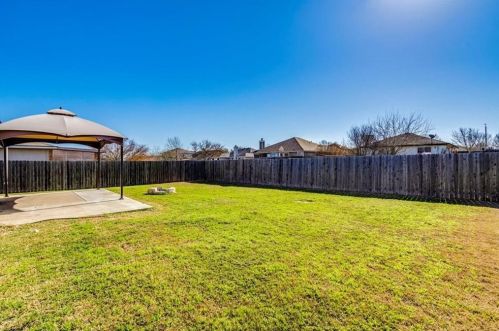 123 Discovery, Uhland TX 78640-5490 exterior