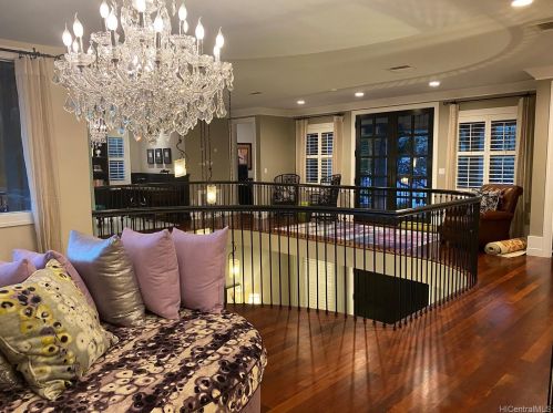 1134 Makaiwa St, Honolulu HI  96816-5405 exterior