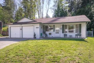 2410 Alvarado Dr, Bellingham, WA 98229-8837